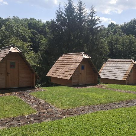 Glamping Naselje Zeleni Turizem Hotel Makole Exterior foto